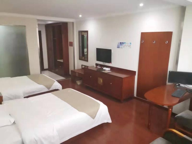 Greentree Inn Zhejiang Taizhou Tiantai Bus Station Express Hotel Esterno foto