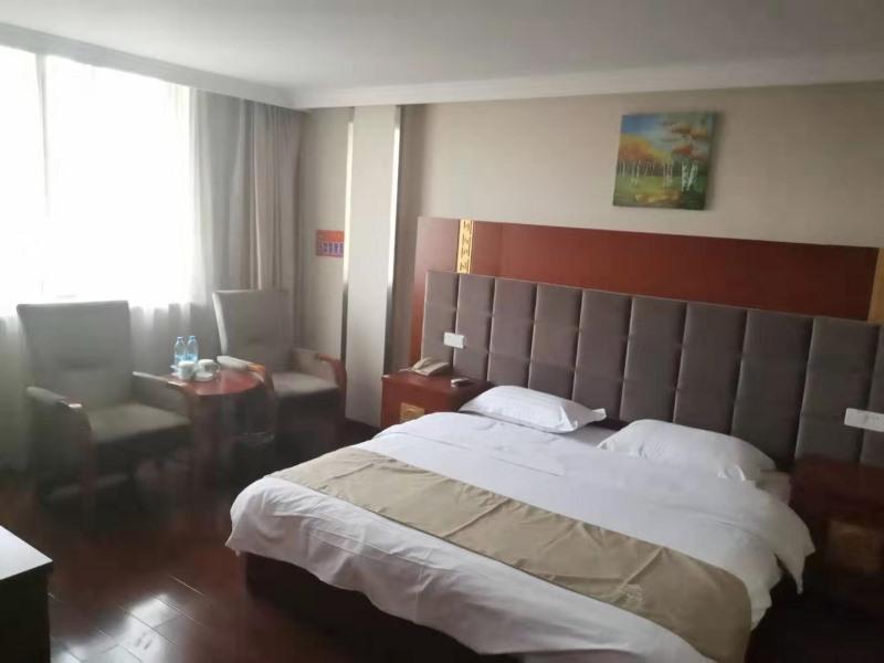 Greentree Inn Zhejiang Taizhou Tiantai Bus Station Express Hotel Esterno foto
