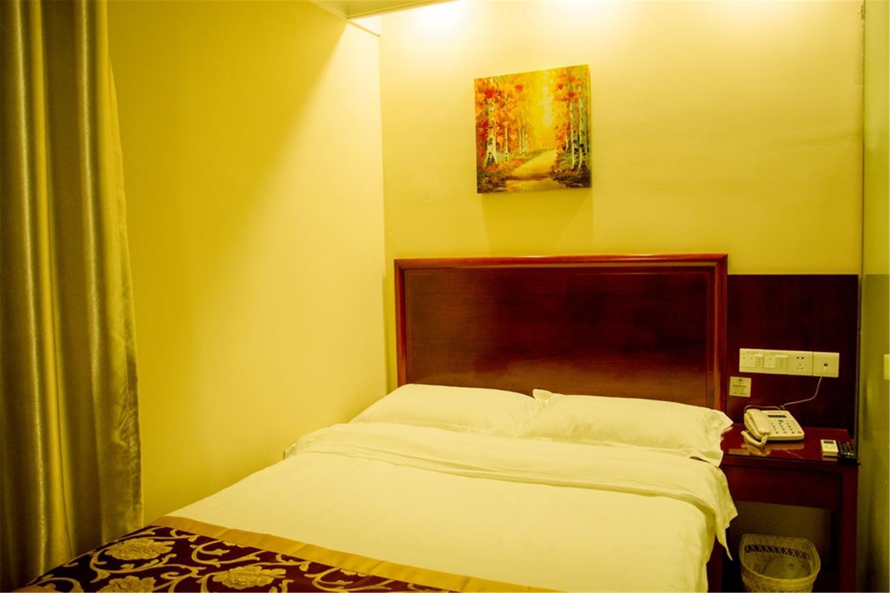 Greentree Inn Zhejiang Taizhou Tiantai Bus Station Express Hotel Esterno foto