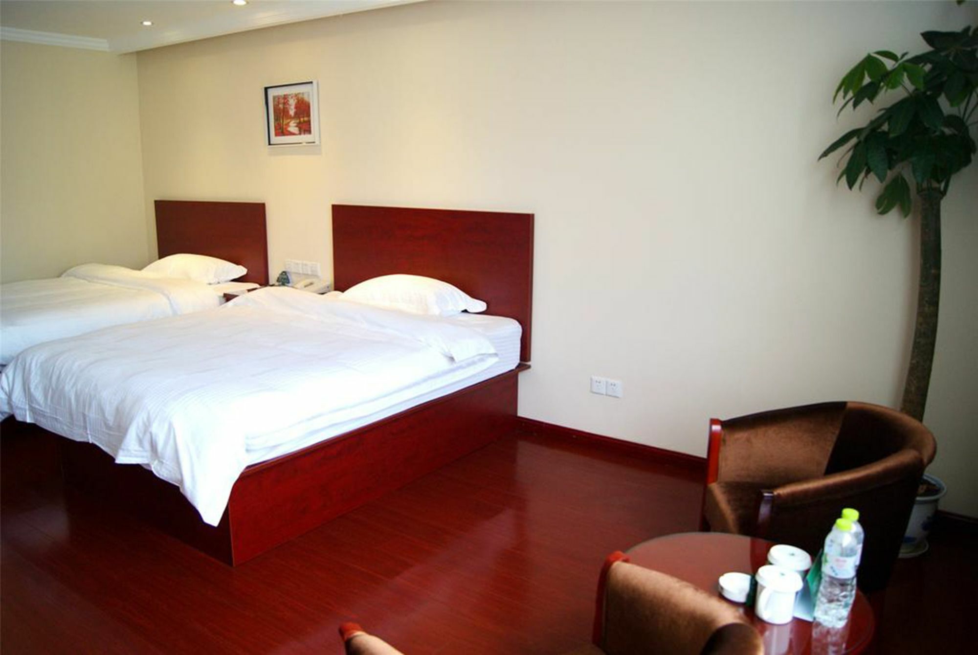 Greentree Inn Zhejiang Taizhou Tiantai Bus Station Express Hotel Esterno foto